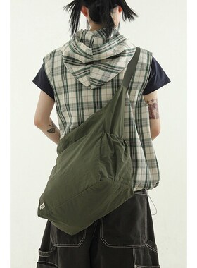 小北韩国代购男装东大门男装东大门单肩包paper buckle strap cr