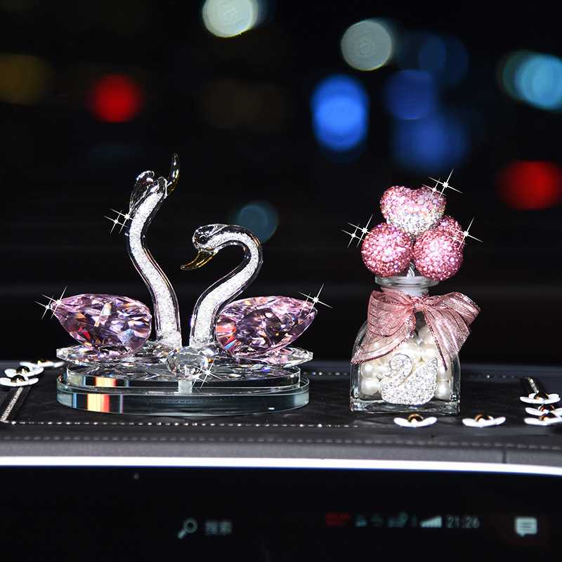 车饰女生高级感水晶白天鹅汽车