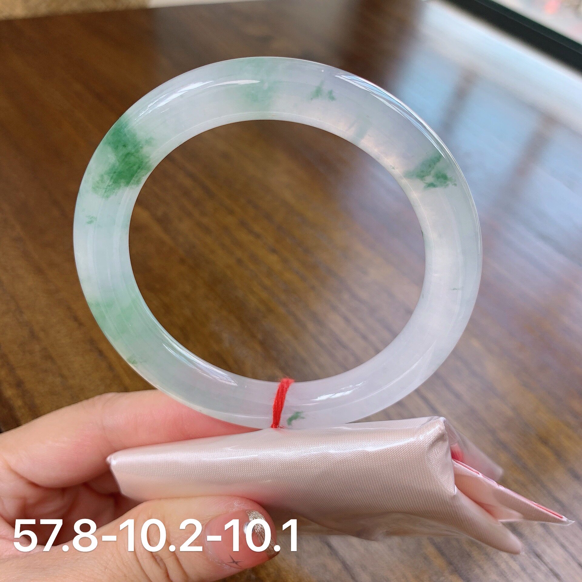 自然光实拍！缅甸a货冰飘绿花西湖龙井飘花57-58圆条翡翠手镯