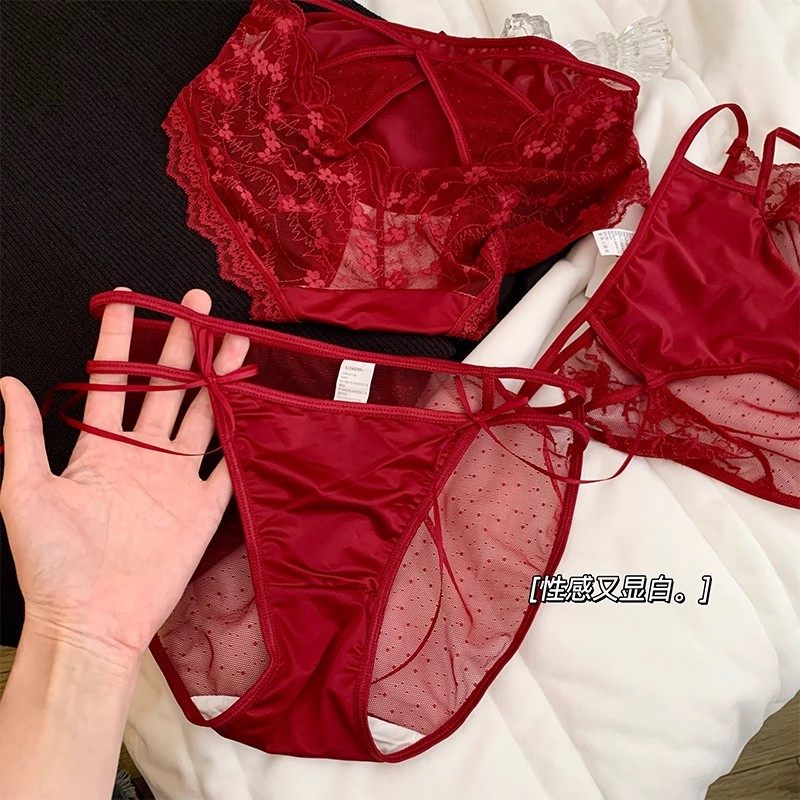 日系细带安可拉红性感女士内裤