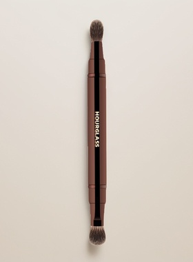 Hourglass双头多功能眼影刷铺色刷柔软巴斯夫刷毛眼妆刷 带盖子