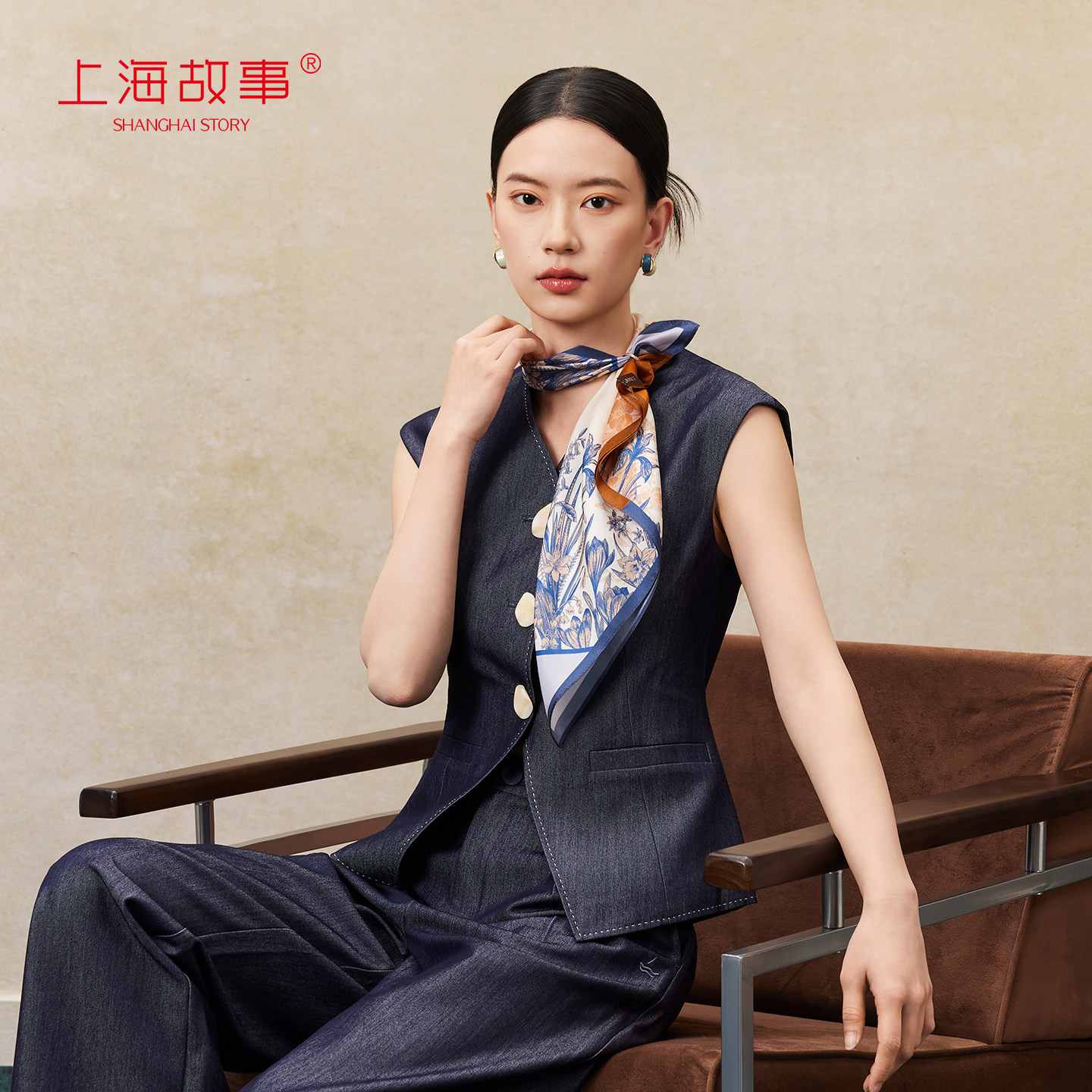 上海故事2026春夏新款桑蚕丝丝巾真丝印花小方巾送长辈妈妈款礼盒