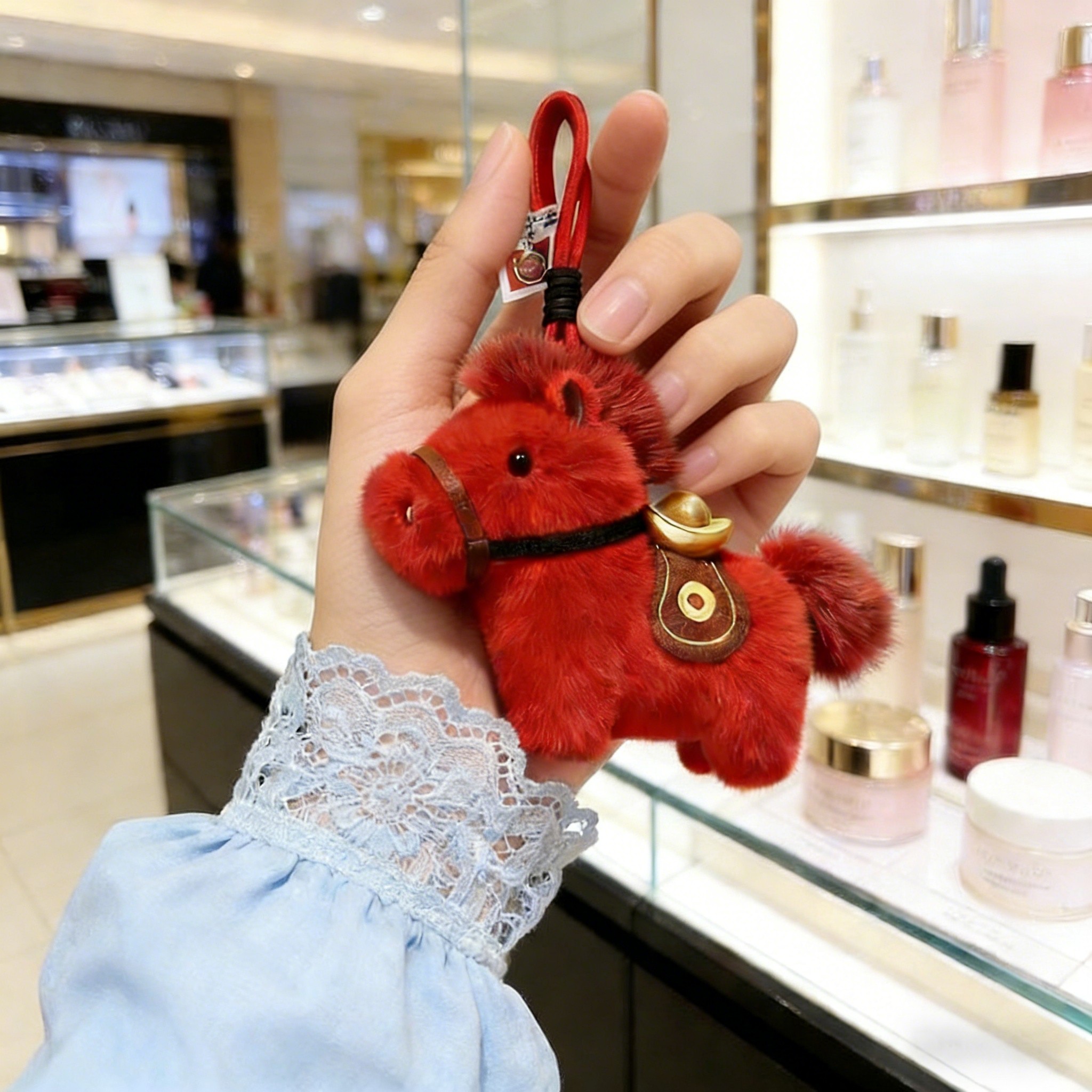 2026马年毛绒小红马挂件新年本命年生肖挂饰包包挂件钥匙扣礼物,玩具/童车/益智/积木/模型,毛绒/玩偶/公仔/布艺类玩具,淘宝优惠券,粉丝福利购,淘宝优惠卷