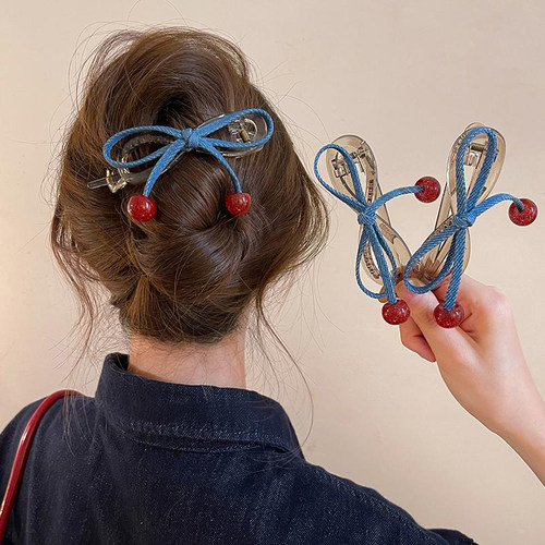 樱桃蝴蝶结一字扭扭夹发夹