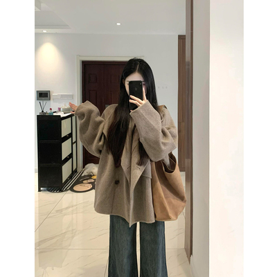 今年流行小个子短款毛呢外套