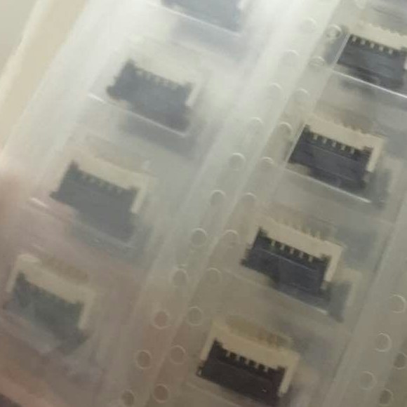 KP20A-5S-1SH 1.0mm间距5pin FPC连接器 全新原装正品