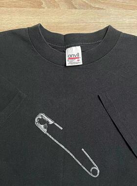 王有病工作室 220G透气正肩版！小众曲别针简约风百搭黑色短袖T恤