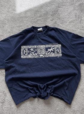 王有病工作室 220G 透气正肩版！ins高街风线稿短袖T恤藏蓝色情侣