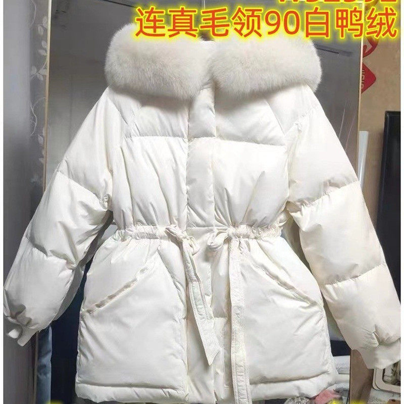 白鸭绒羽绒服女冬季抽绳收腰仿狐狸毛领羽绒袄外套魄