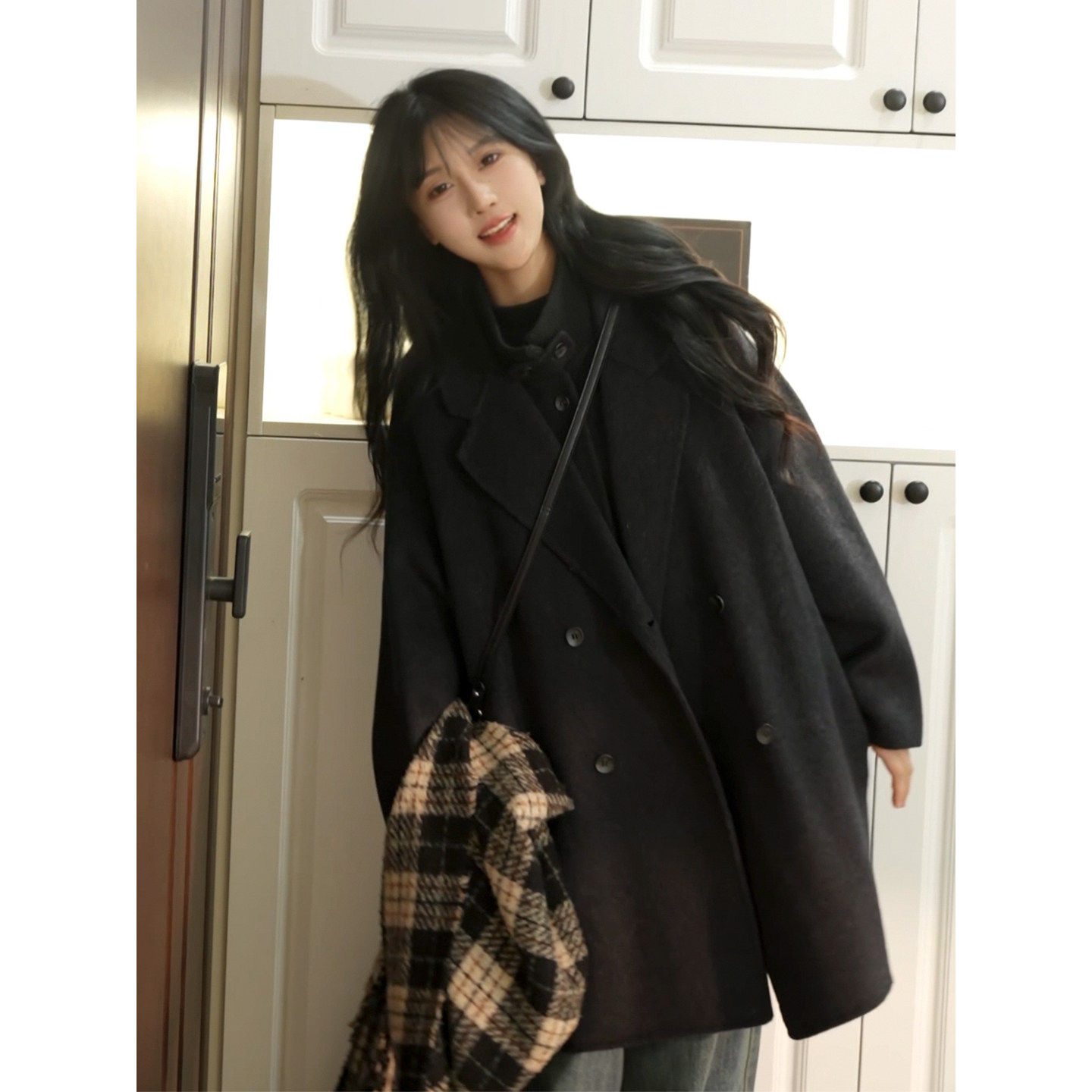 黑色短款毛呢外套女小个