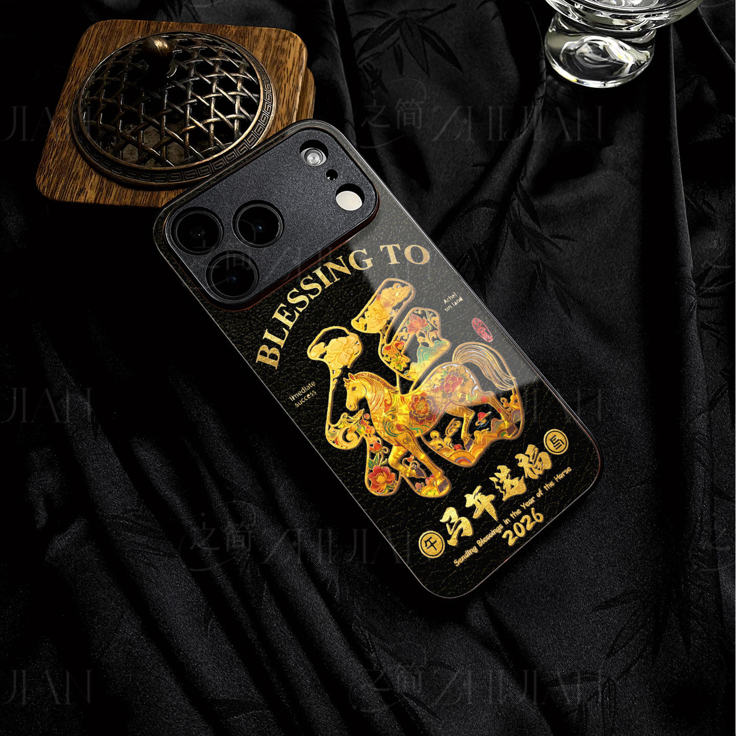 苹果17promax马年送福y玻璃手机壳马年新年祝福有钱适用苹果华为VIVOX200PROMINI一加ACE6三星S25PLUS荣耀WIN