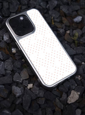 满屏爱心电镀玻璃黑框磨砂手机壳适用苹果iphone17promax华为VIVOIQOO12PRO小米14PRO小米15PROOPPOFINDX8PRO