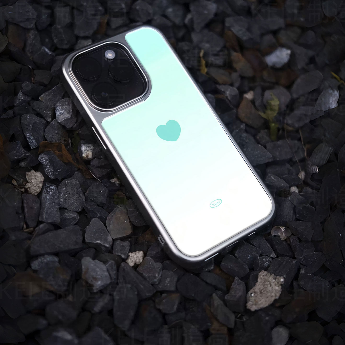 浅蓝爱心电镀玻璃黑框磨砂手机壳适用苹果iphone17promax华为OPPOFINDX8PRO小米15PROVIVOX200PROMINI华为MAT