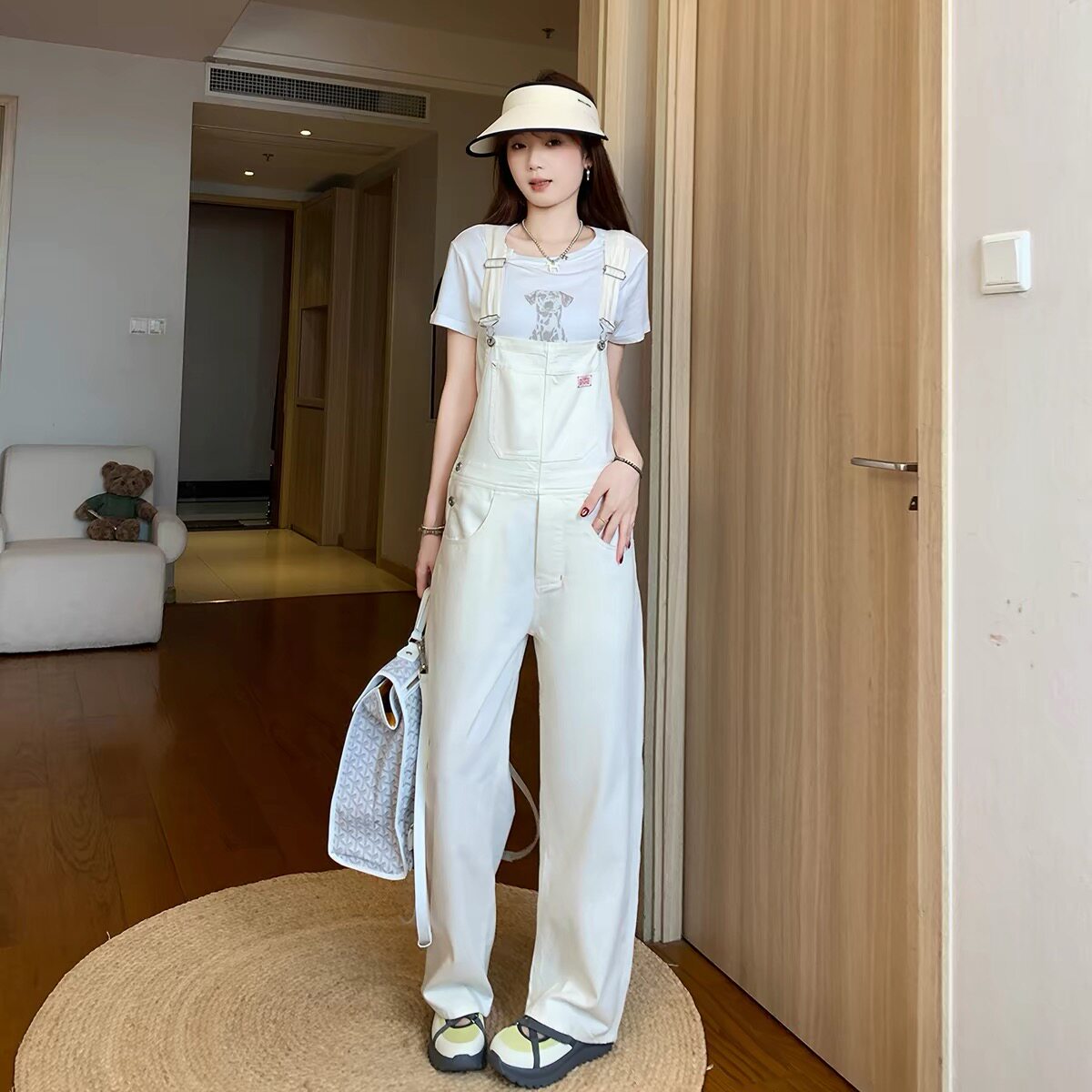MC娜娜同款白色棉莱赛尔背带裤