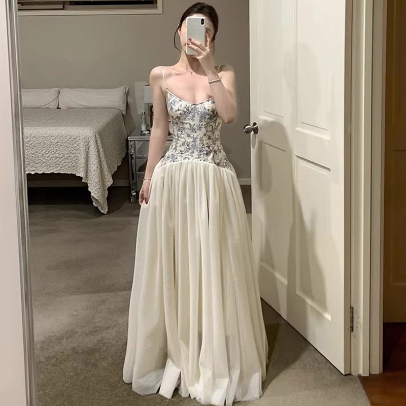 板栗可可Bankelili'中古秀场'Jennie同款天丝收腰网纱鱼骨礼服裙