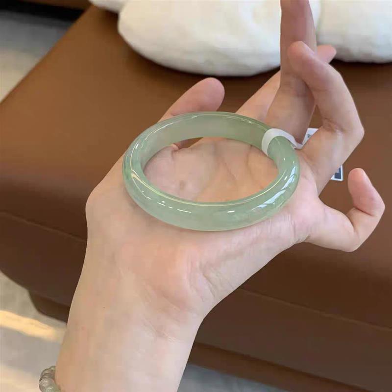 缅甸天然翡翠手镯冰种飘花正圈玉镯子油青色玉石女款玉手镯送妈妈