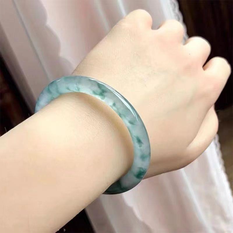 缅甸冰种翡翠手镯高端女款纯天然玉手镯飘花圆条贵妃镯子送女友