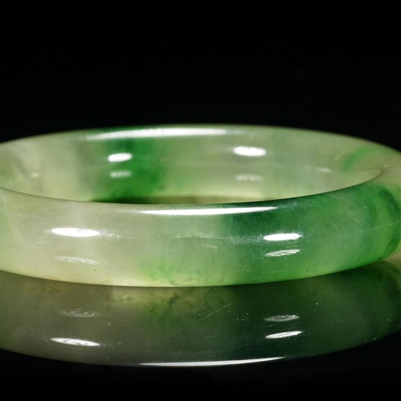 缅甸翡翠手镯冰糯种飘花圆条玉镯子高冰种阳绿玉手镯女款送礼礼品