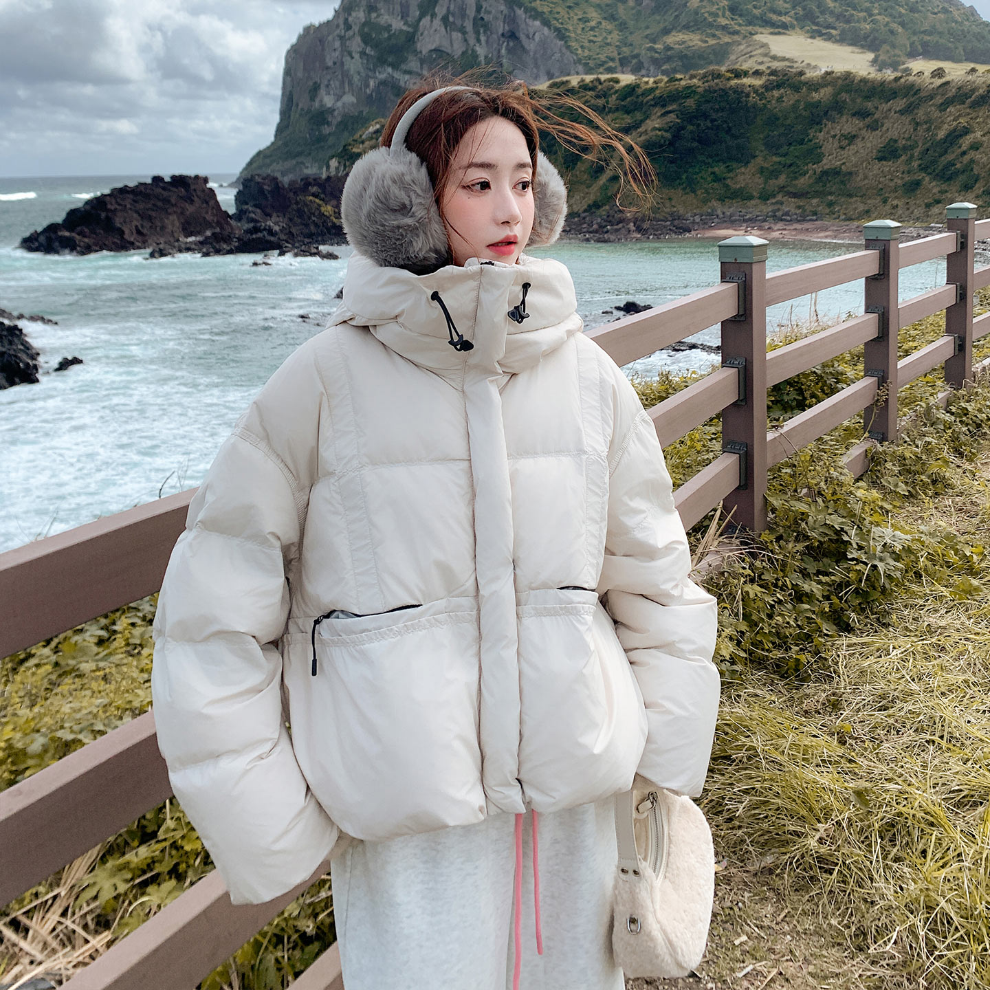 新款092-2555针织拼接短款羽绒服50绒P265控398,女装羽绒服,浙宝092