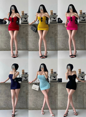 YoungGirlDay纯欲辣妹性感露背褶皱收腰抹胸连衣裙包臀短裙含胸垫