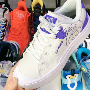 微瑕清仓 内长215 34码