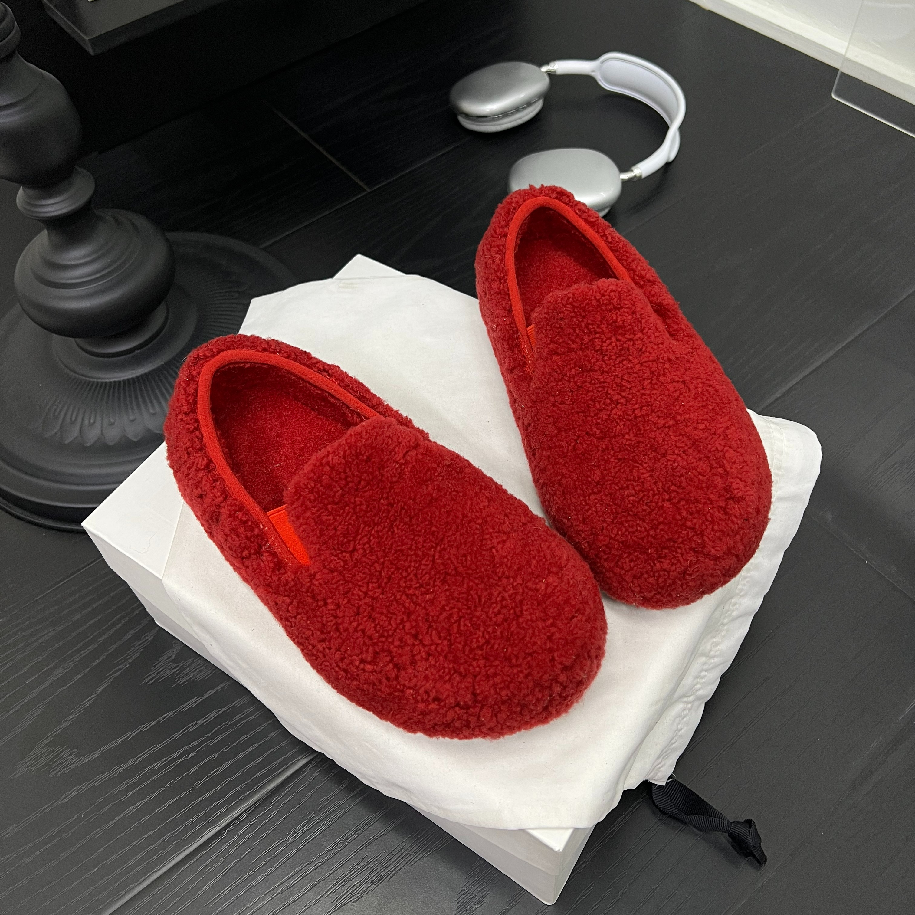 韩系羊羔毛平底加绒保暖豆豆鞋女圆头一脚蹬大头懒人轻便毛毛鞋潮