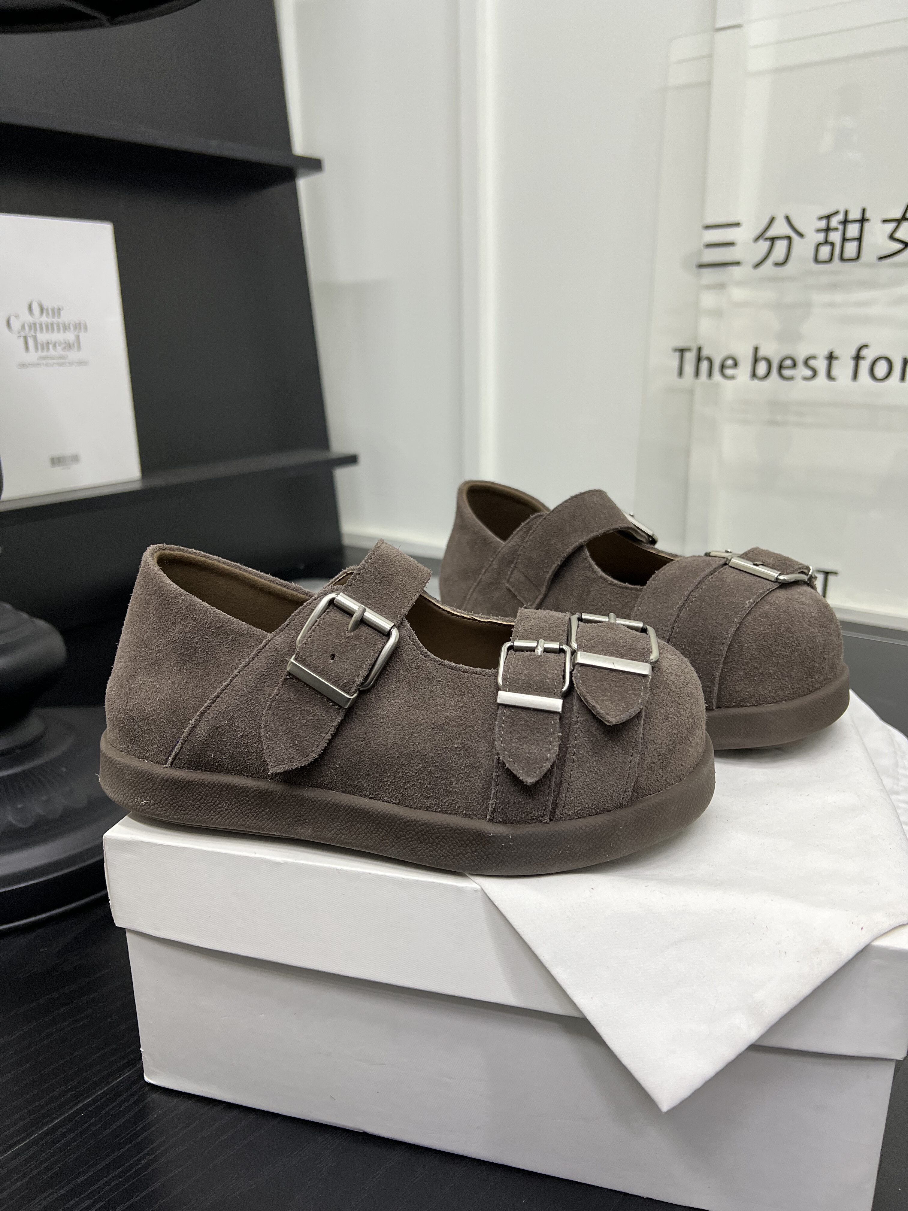 韩系磨砂皮双卡扣一脚蹬平底玛丽珍鞋女鞋2026年新款魔术贴单鞋潮,女鞋,浅口单鞋,淘宝优惠券,粉丝福利购,淘宝优惠卷