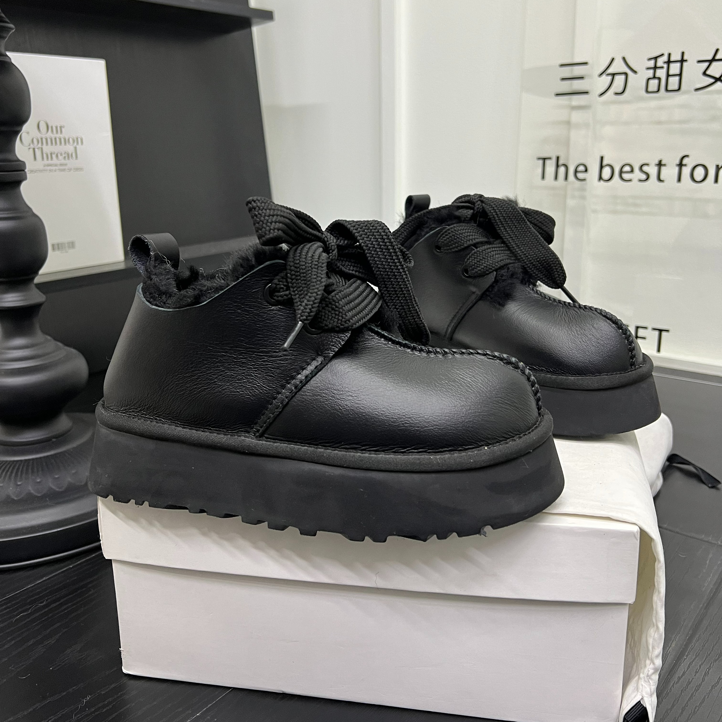 韩系真皮厚底圆头系带休闲鞋女超轻底百搭加绒黑色皮毛一体棉鞋潮