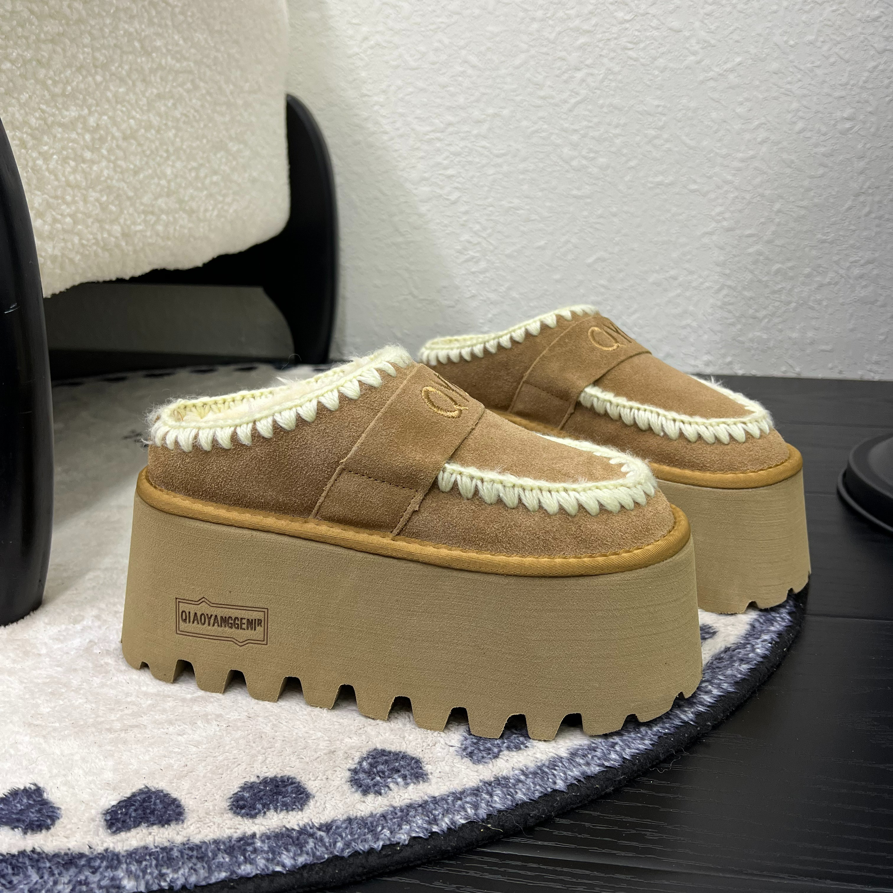 欧洲站磨砂皮羊毛厚底增高包头拖鞋外穿女爆款一脚蹬毛毛鞋半拖鞋