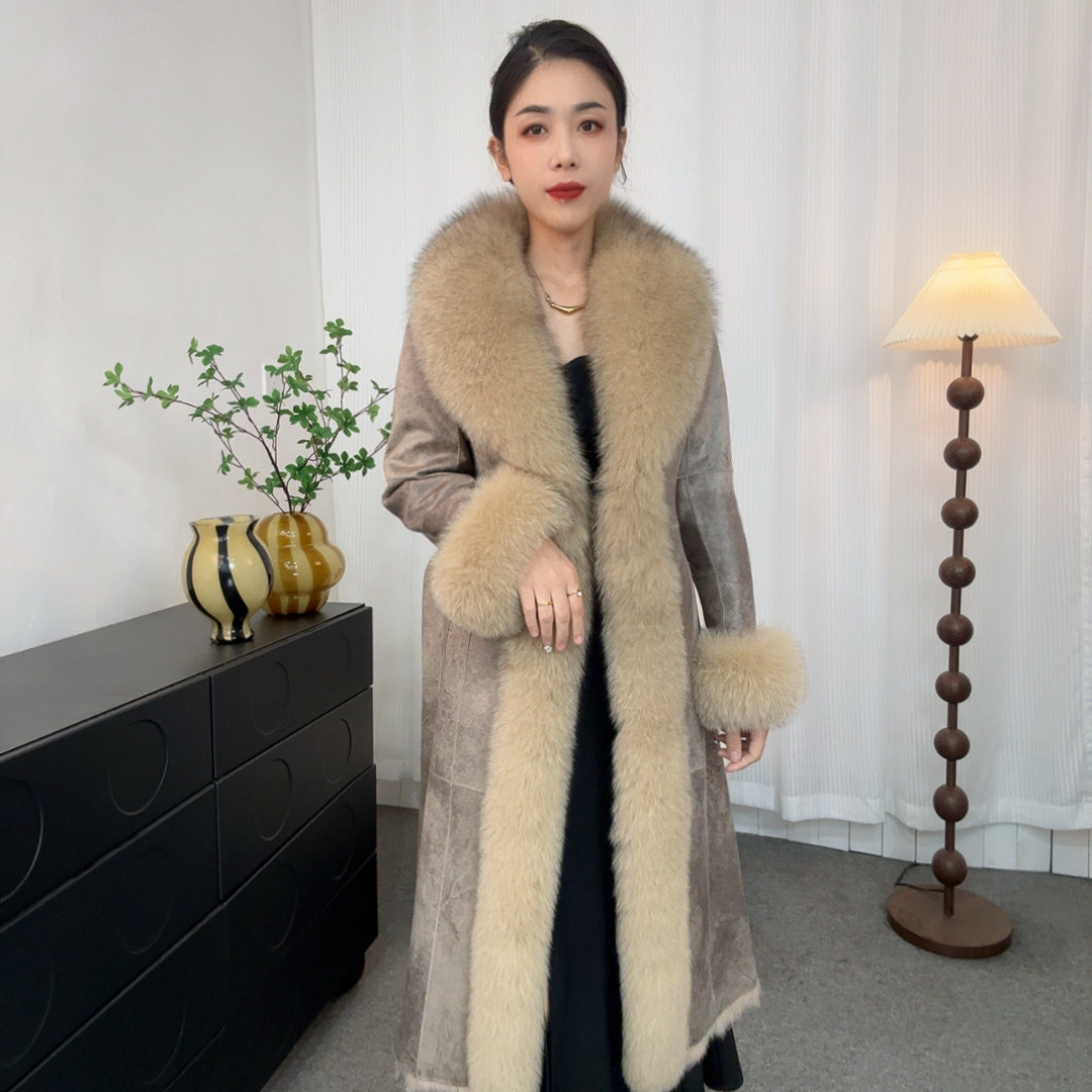 【千金狐】2025款兔毛外套105皮毛一体皮草高端时尚修身收腰女装