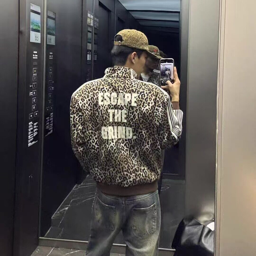 早秋复古豹纹立领拉链男士夹克