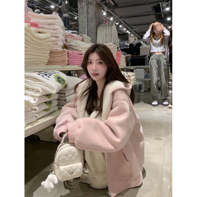 白水女皮毛一体连帽卫衣秋冬保暖