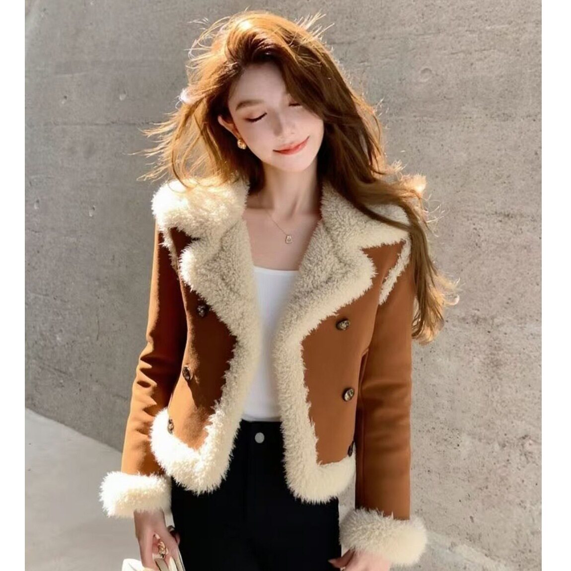 皮毛一体咖色羊羔毛外套女保暖