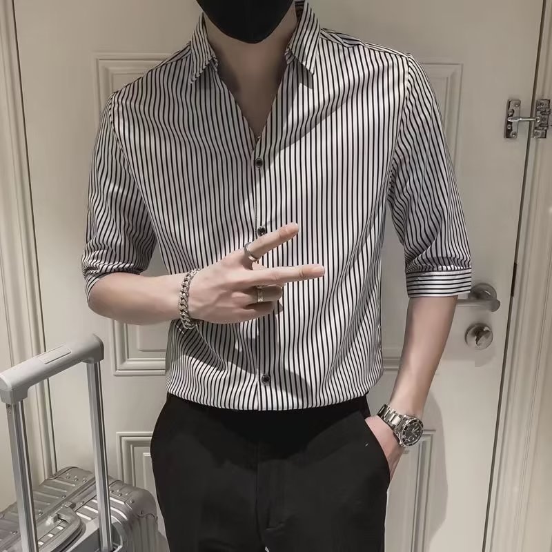 高级感男士冰丝V领竖条纹衬衫