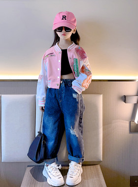 女童时髦炸街贴标棒球服外套