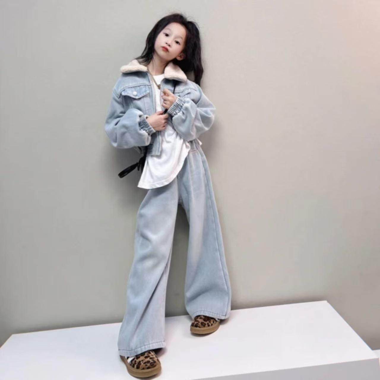 女童2025秋冬韩系洋气加绒加厚牛仔套装女外套阔腿牛仔裤两件套