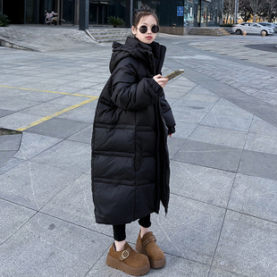 女童黑色过膝中长款羽绒服2025冬装新款连帽宽松加厚保暖冬季外套