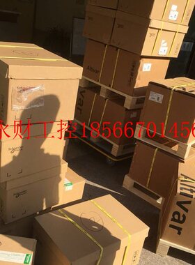 议价现货 施耐德伺服电机BCH1302M22A1C全新原装正品保证￥