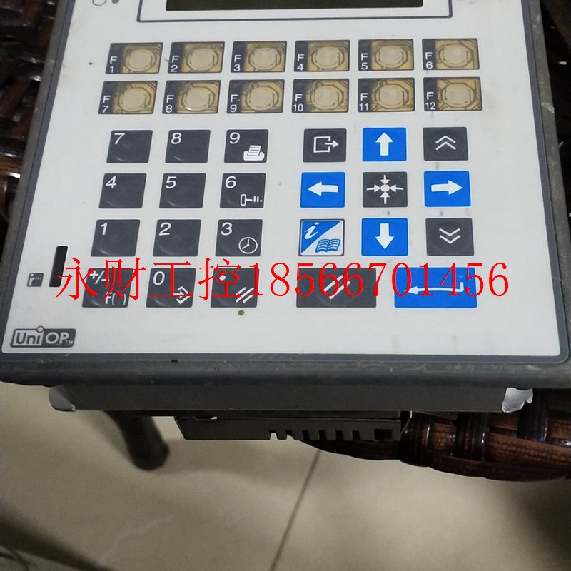 议价UNIOP触摸屏 EK-52 成色新 可破解程序￥