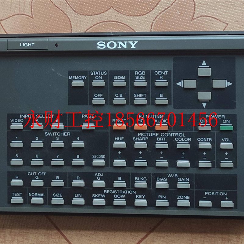 议价VPH-1252QM三抢投影面板控制键盘器件如新￥