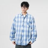 浅蓝色
