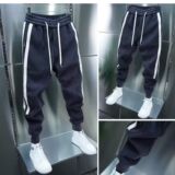 蓝色
