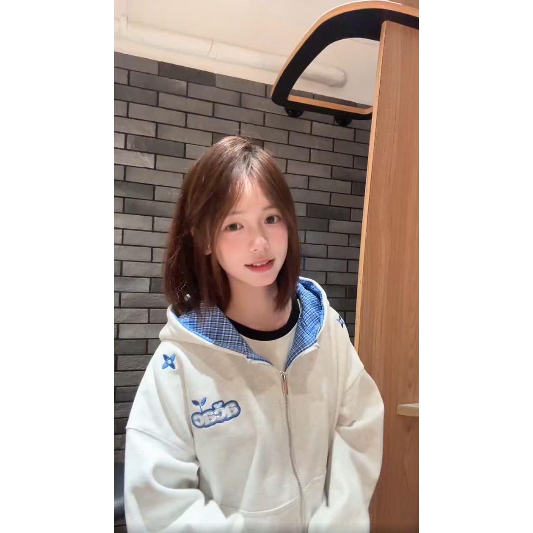 白色