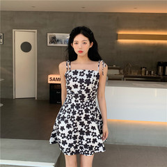 Floral bandage suspender dress French retro waist style skirt