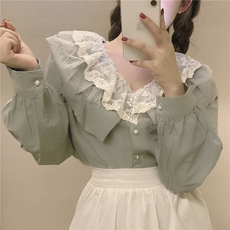 Real shot Korean version long sleeve shirt with lace and ruffle collar
