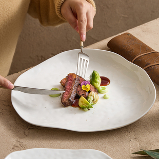 白瓷异形陶瓷盘菜盘浅盘酒店餐厅个性餐具凉菜盘奇形怪状的盘子