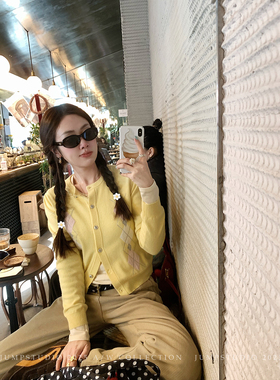 草莓跳 100%绵羊毛撞色提花菱格针织开衫女冬季气质宽松长袖毛衣