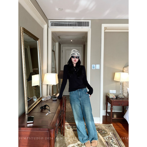 草莓跳 蓝色植绒宽松直筒牛仔裤女冬季气质显瘦垂感百搭阔腿裤子