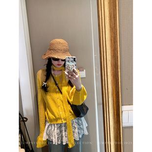草莓跳 黄色气质法式镂空长袖针织开衫女春季薄款设计感飘带毛衣