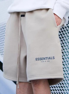 FEAR OF GOD ESSENTIALS 高街反光印花五分短裤 部分缺配件